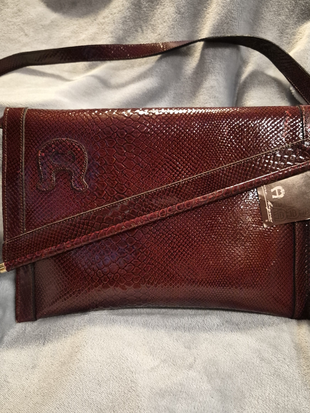 Vintage Etienne Aigner Burgundy Textured Shoulder Bag